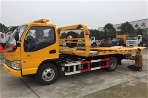 姚安哪里有拖车服务